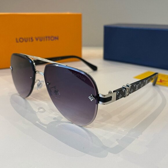 LV Sunglass - Picture 4 of 9
